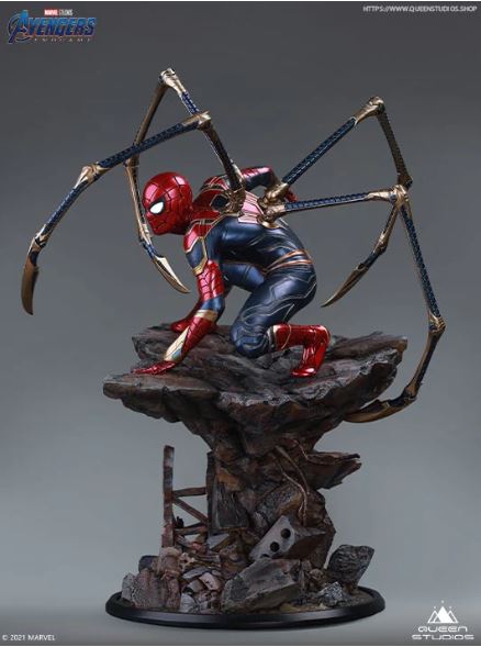 Queen Studios - 1/4 Iron Spiderman Premium Statue Deluxe Edition