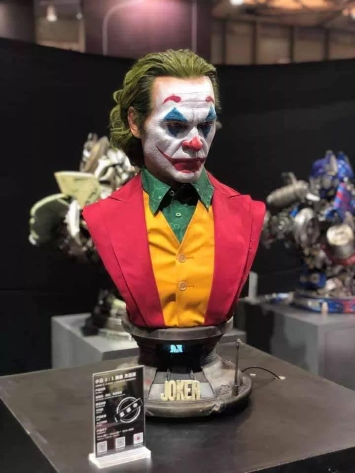 QUEEN STUDIOS - THE JOKER LIFE SIZE BUST (JOAQUIN PHOENIX)(SILICON)(DC)