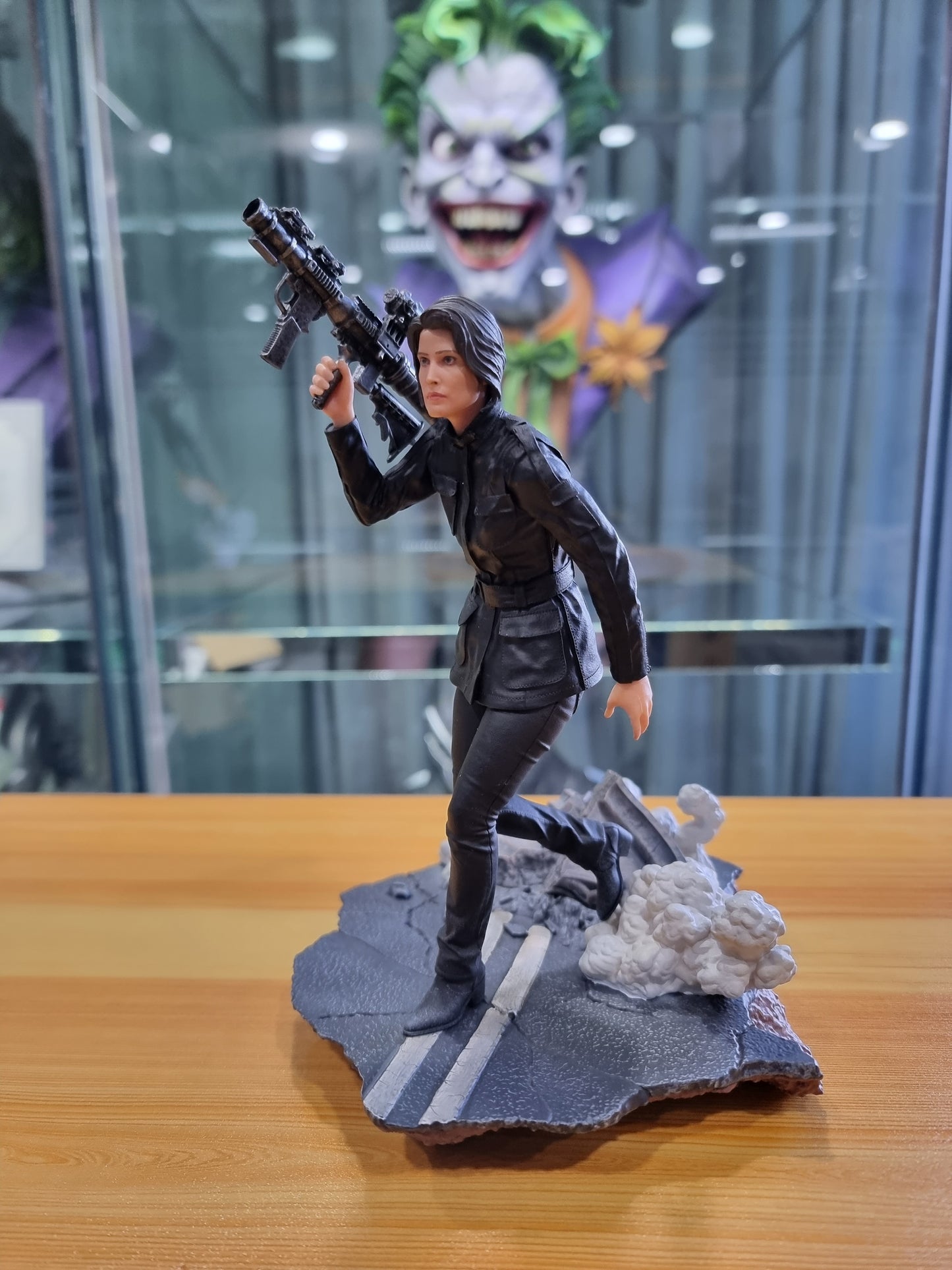 IRON STUDIO - MARIA HILL BDS ART SCALE SPIDER MAN FAR FROM HOME (Polystone)(MARVEL)