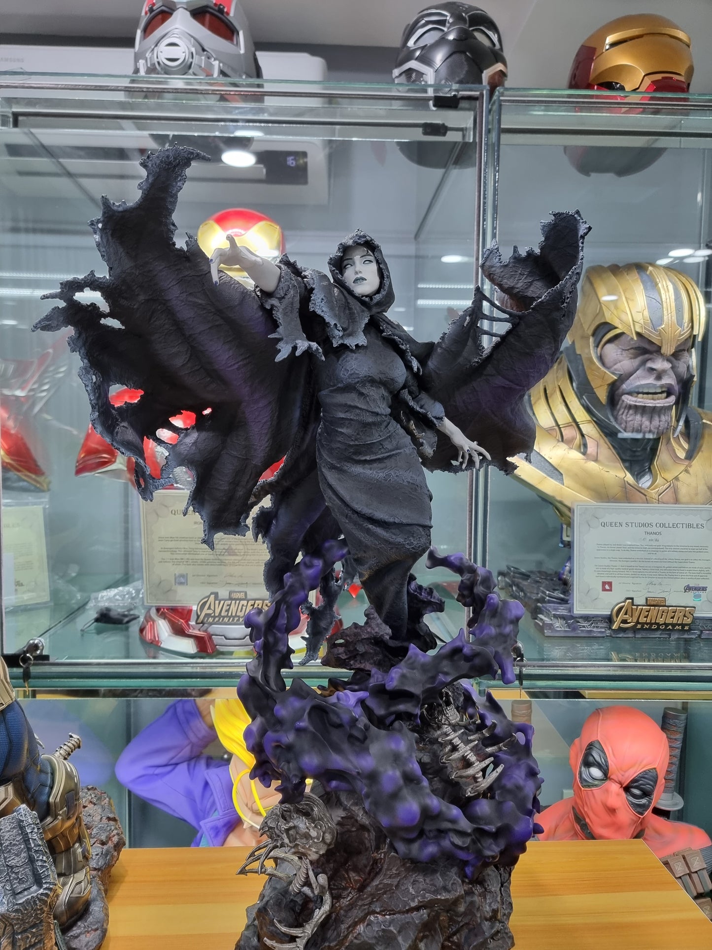 XM STUDIO - THANOS AND LADY DEATH (Polystone)(MARVEL)