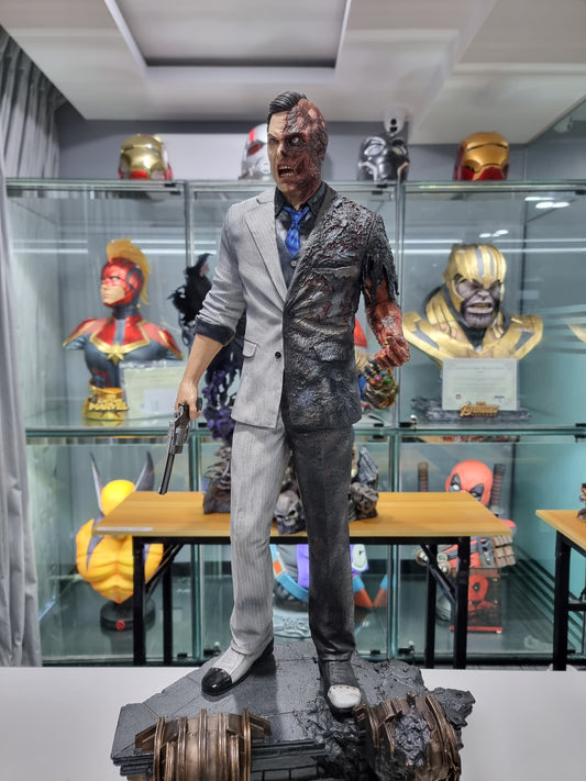 PRIME1STUDIO - TWO FACE BATMAN ARKHAM KNIGHT (Polystone)(DC)