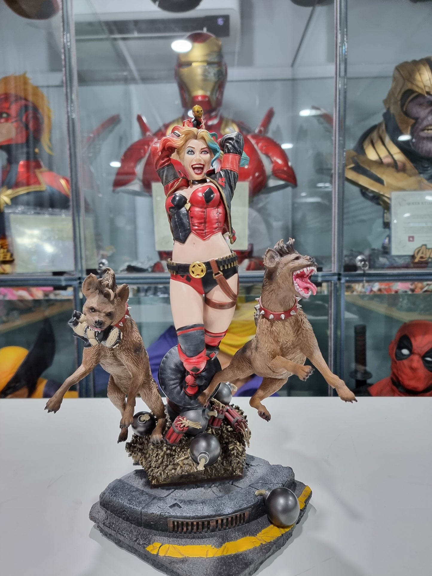 XM STUDIOS - HARLEY QUINN REBIRTH (Polystone)(DC)