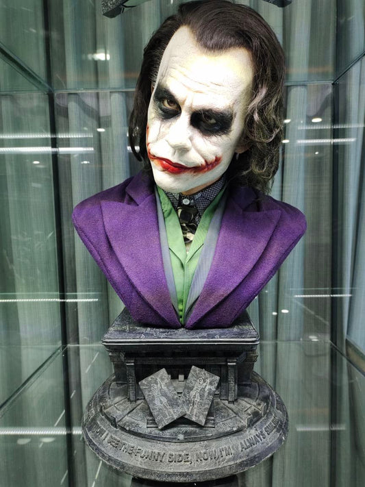 QUEEN STUDIOS - JOKER HEATH LEDGER (TILTED VERSION) BUST