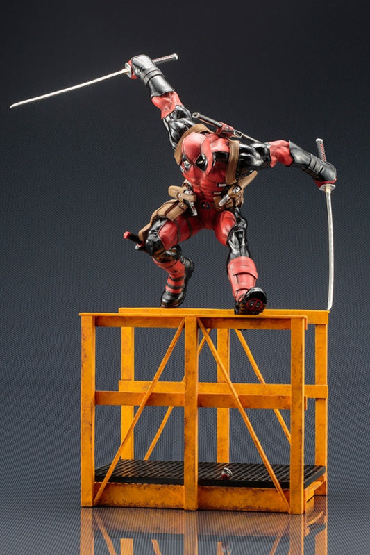 KOTOBUKIYA - MARVEL NOW SUPER DEADPOOL ARTFX (PVC)