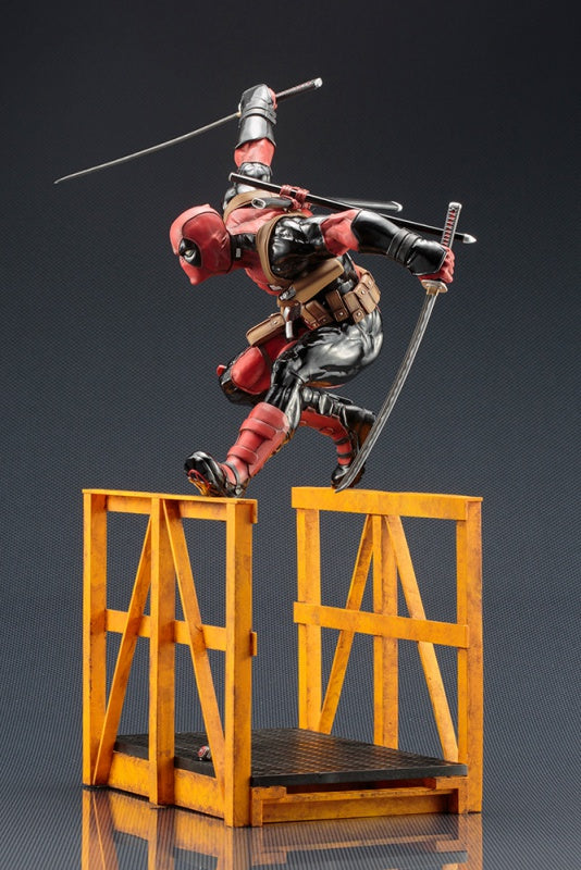 KOTOBUKIYA - MARVEL NOW SUPER DEADPOOL ARTFX (PVC)