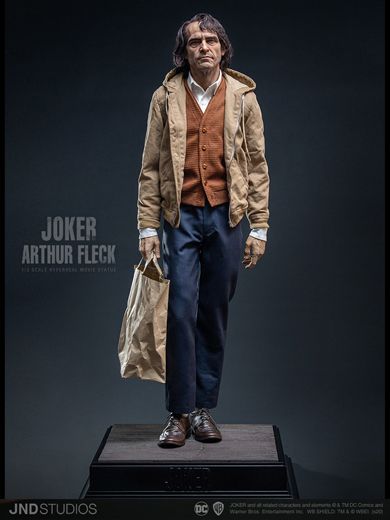 JND STUDIOS - JOKER ARTHUR FLECK HYPERREAL MOVIE STATUE SCALE (SILICONE)